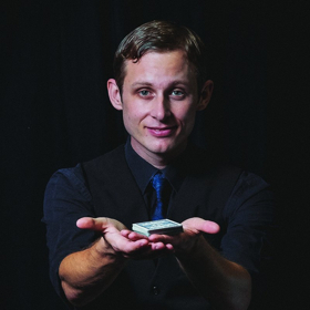Deceptive Delights With Stuart Lightbody Comes to Alexander Upstairs Image