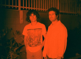 Cones Sign To Dangerbird Records, Premiere New Song RUN THE RISK Image