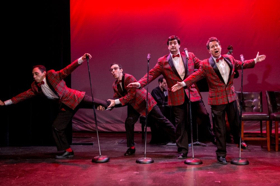Review: PLAID TIDINGS Brings Musical Holiday Cheer to Simi Valley Image