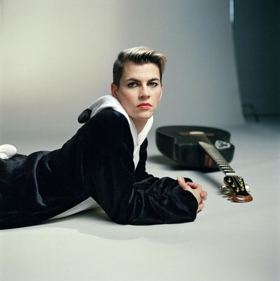 Kaki King to Display BRUISES at Cooper Hewitt Design Triennial, US Spring Tour Dates Image