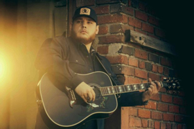 Luke Combs Nominated For Two ACM Awards Image