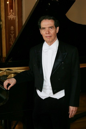 Para iniciar 2019, el pianista Héctor Rojas ofrecerá conciertos con música de Ponce y Chopin 