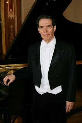 Para iniciar 2019, el pianista Héctor Rojas ofrecerá conciertos con música de Ponce y Chopin Image