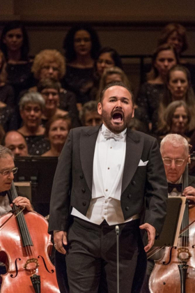 Interview: Tenor Javier Camarena - High Cs and 'High Fives' at the Met Image