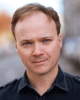 Bid to Meet THE PLAY THAT GOES WRONG Star Jonathan Fielding for a Good Cause Image