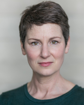 Interview: Josie Walker On EVERYBODY'S TALKING ABOUT JAMIE Image
