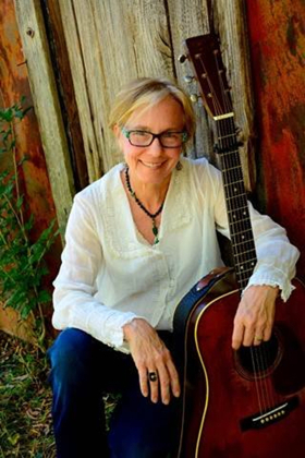 IBMA Distinguished Achievement Award Winner Louisa Branscomb to Release New Album This Spring 