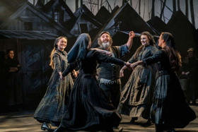Review: FIDDLER ON THE ROOF, Playhouse Theatre Image