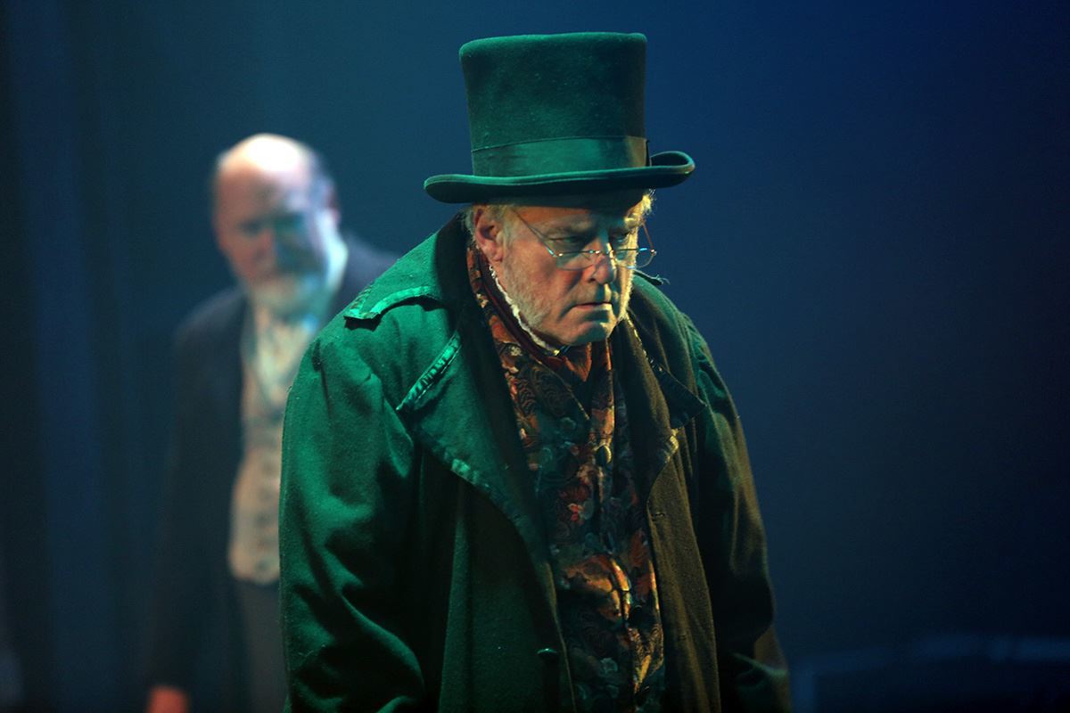 Review: A CHRISTMAS CAROL Brings Comfort and Joy at Iowa Stage Theatre Company 