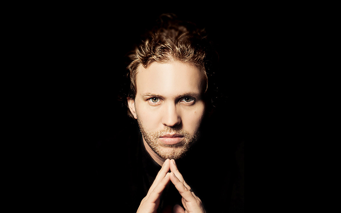 Review: DAVID DANZMAYR CONDUCTS THE SAN DIEGO SYMPHONY at Jacobs Music Center Image