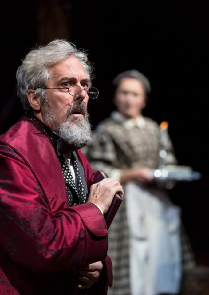 Review: A CHRISTMAS CAROL at Hartford Stage 