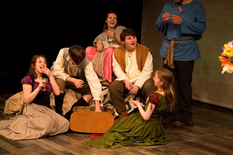Review: THE WINTER'S TALE at Commonwealth Theatre Center Image