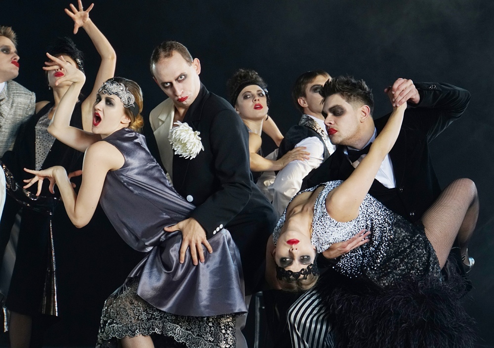 Review: 20TH CENTURY. THE BALL at Moscow Art Theatre - Amazing Dancing Through Decades 