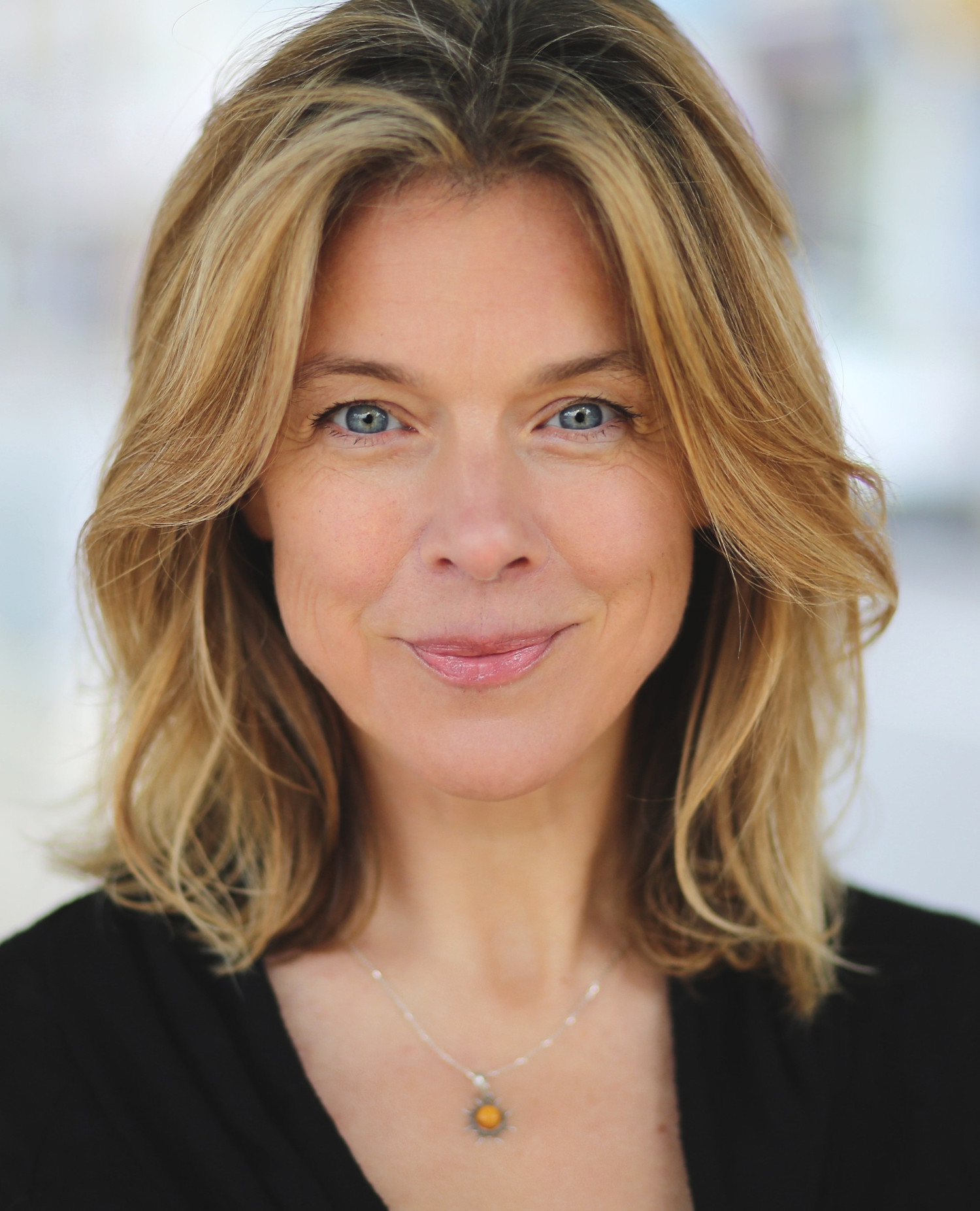 Interview: Janie Dee Talks New Musical THE HAPPY PRINCE Image