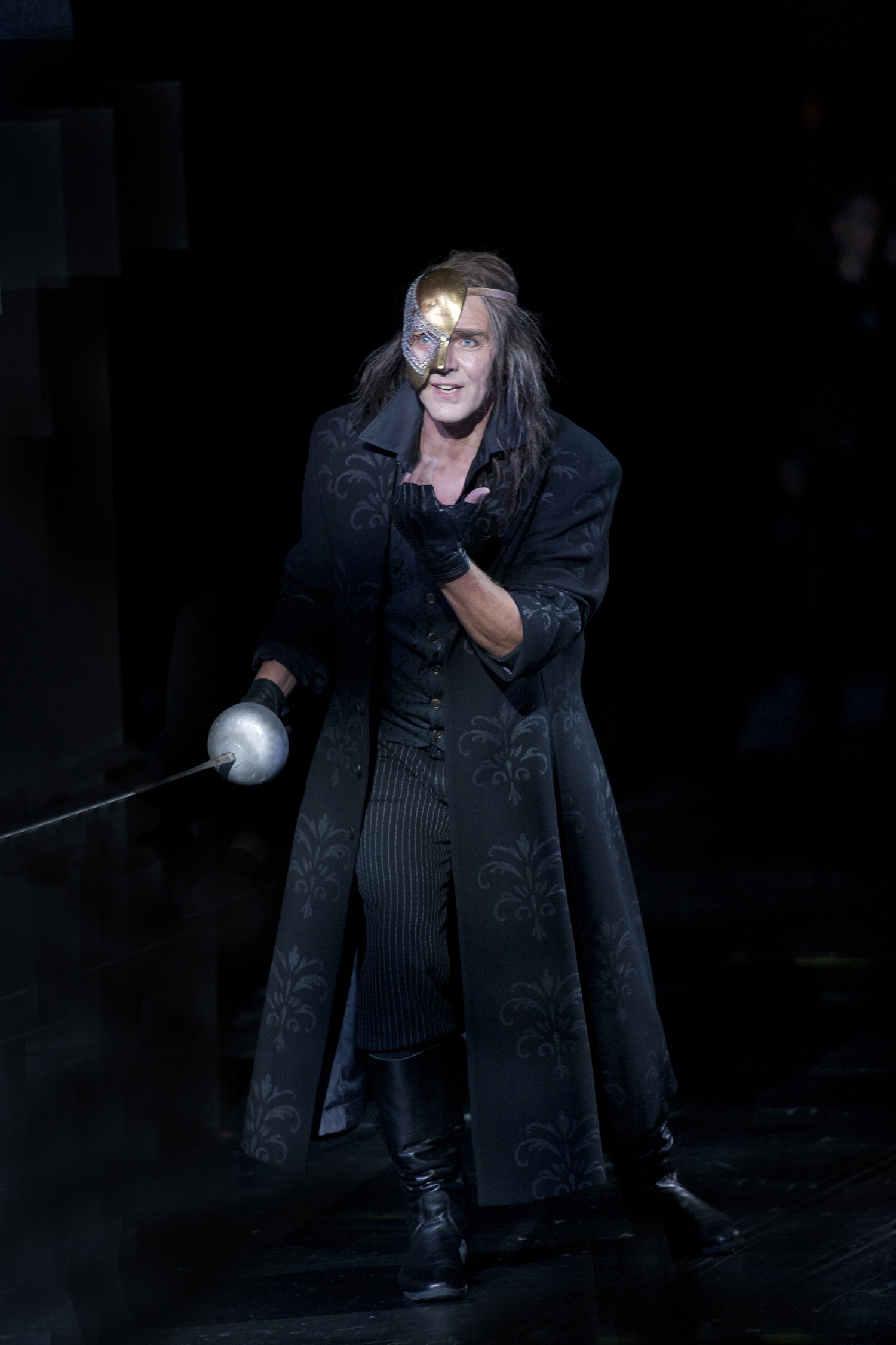 Interview: ILKKA HAMALAINEN is the THE PHANTOM OF THE OPERA at the Finnish National Opera Image
