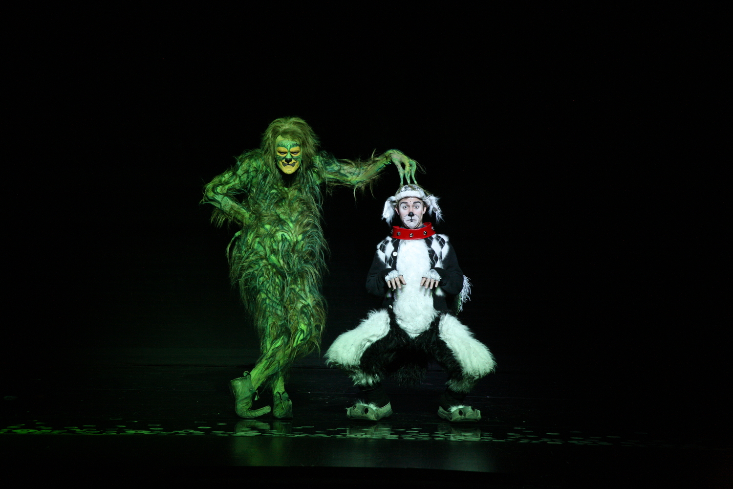 Review: Steal Away to See THE GRINCH at Winspear Opera House 