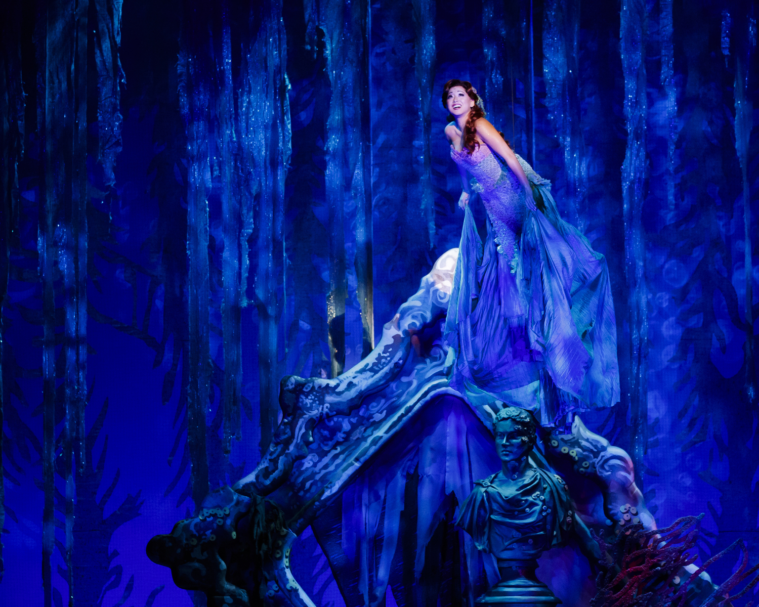 Regional Roundup: Top New Features This Week Around Our BroadwayWorld 11/10 - BIG FISH, SISTER ACT, HAND TO GOD and More! Image
