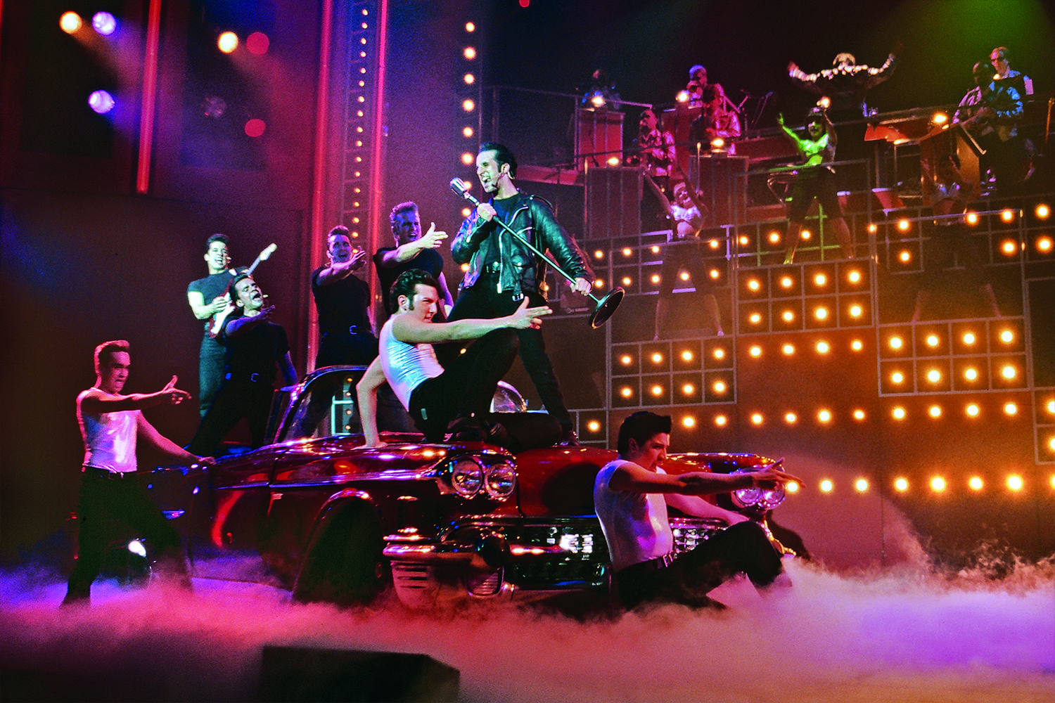 Review: GREASE at Admiralspalast - Grease is Still the Word! 