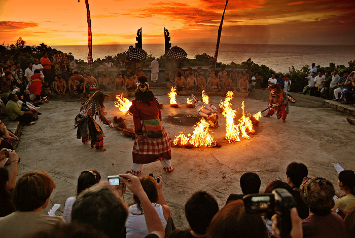 KECAK DANCE Comes To Taman Kaja Community Image