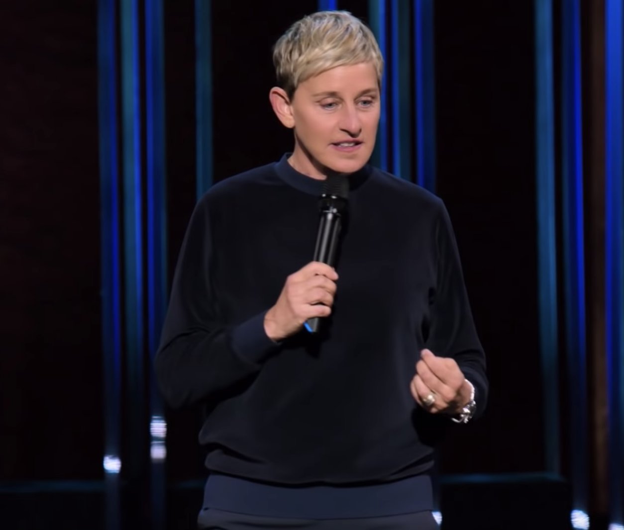 VIDEO Watch Official Trailer For Ellen DeGeneres' Netflix Stand Up