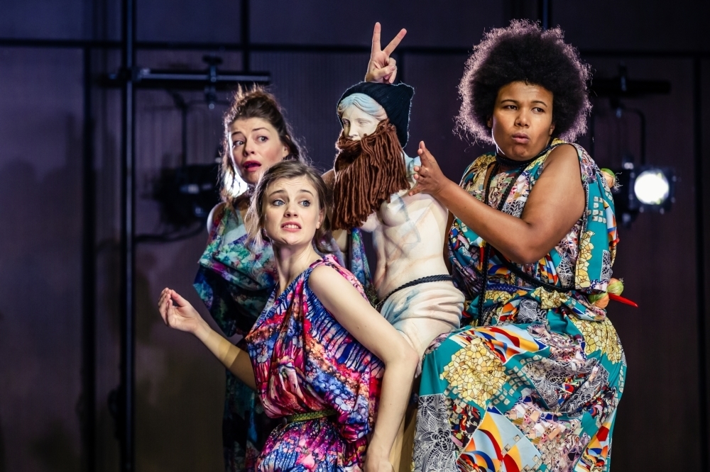 Review: WOMEN IN POWER, Nuffield Southampton Theatres  Image