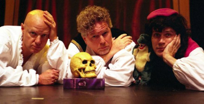 THE COMPLETE WORKS OF WILLIAM SHAKESPEARE (ABRIDGED) Comes to Fox Cities Performing Arts Center Tonight! Image