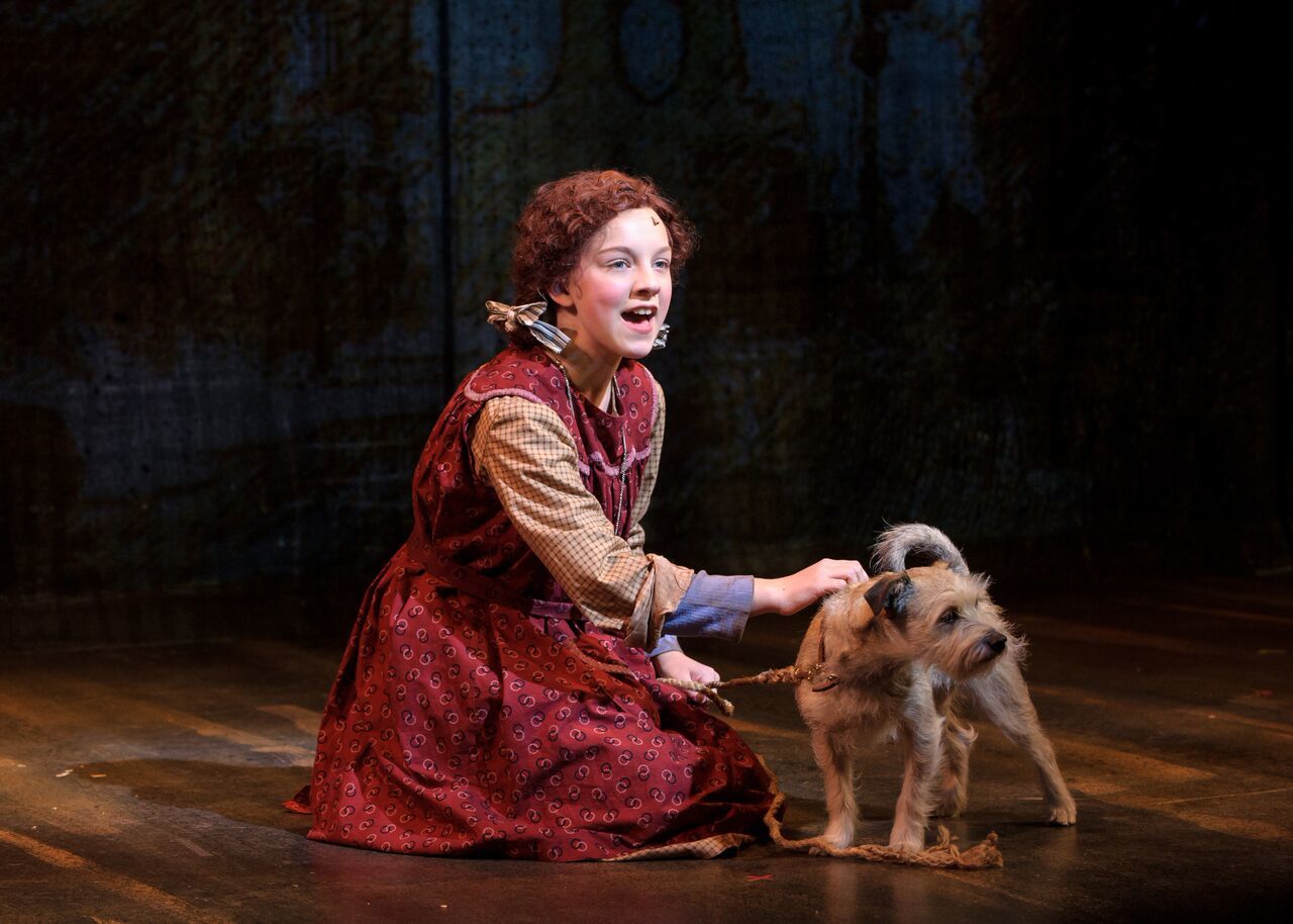 Review: Beloved Family-Favorite ANNIE Delivers a Dose of Optimism at Milwaukee's Skylight Music Theatre 