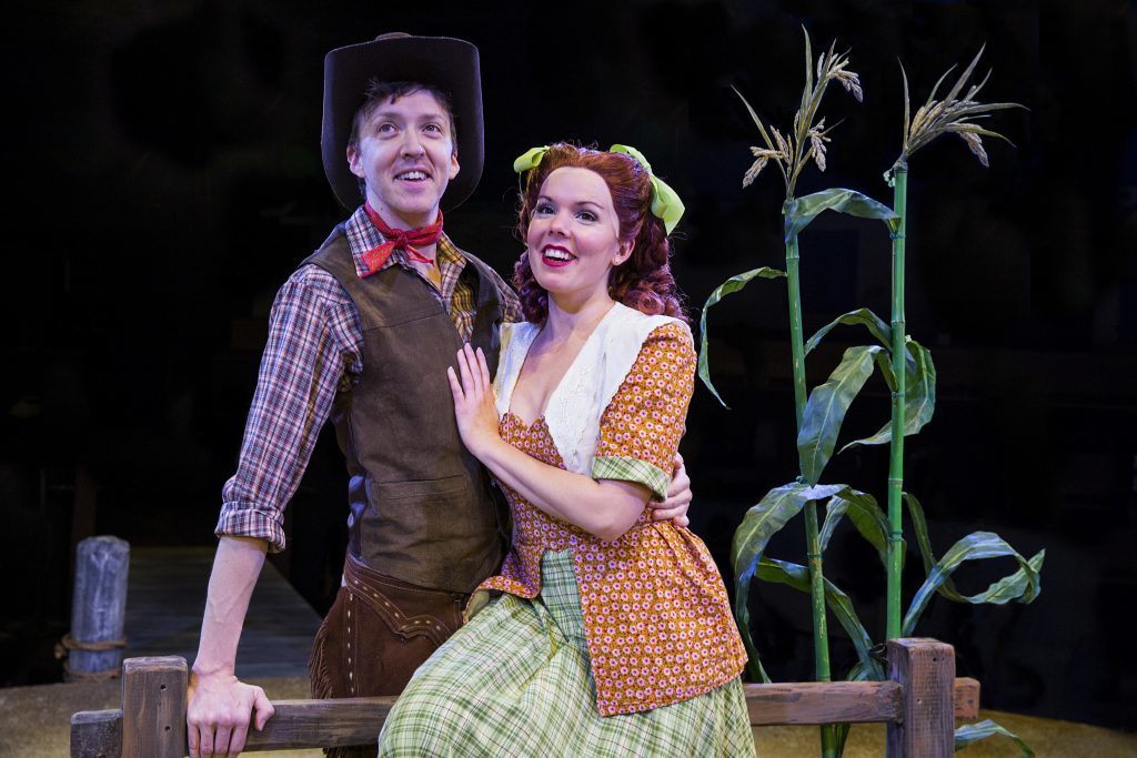 Review: OKLAHOMA! at Derby Dinner Playhouse 