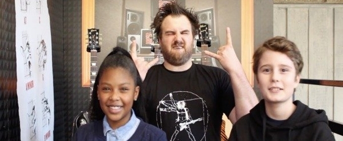 TV: Meet The New Kids In SCHOOL OF ROCK Video