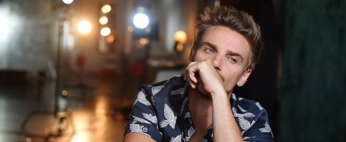 Riley Smith Releases New Track RADIO