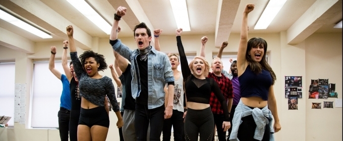 BWW TV: Here They Go Again! ROCK OF AGES Cast Gets Pumped Up for National Tour