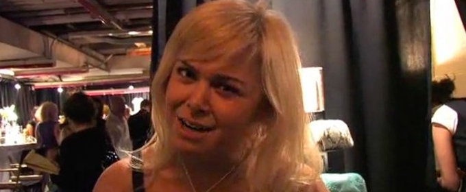 TV Exclusive: Laura Bell Bundy Backstage at the 2008 Tony Awards Presenter Gift… Video
