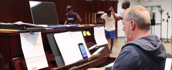 VIDEO: LIGHTS OUT: NAT 'KING' COLE - Catch it Before the Lights Go Out! Video