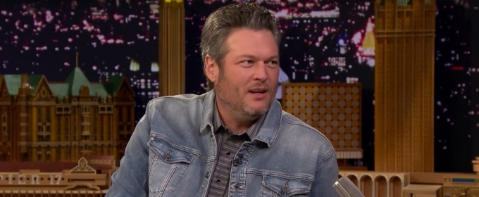 VIDEO: Blake Shelton and Kelly Clarkson Made Adam Levine Cry on New Year's Eve Video
