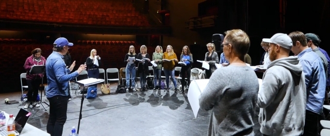 Video: PHANTOM OF THE OPERA Norway Cast Sings 'Masquerade' For The First Time! Video