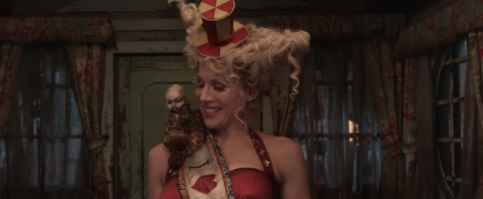 VIDEO: Check Out the Costumes Created for Netflix's A SERIES OF UNFORTUNATE EVENTS… Video