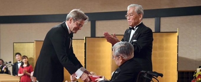 Photo Flash: Mikhail Baryshnikov Honored by Japan's Prince Hitachi Photos