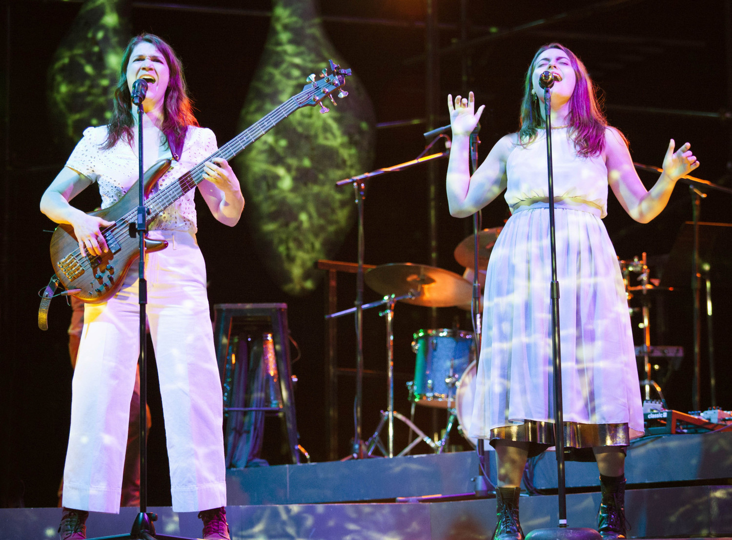Review: WEIGHTLESS at Strand Theater Image