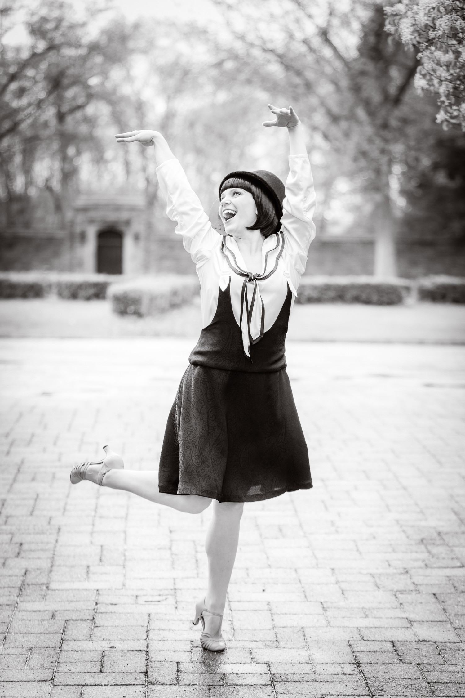 Interview: Sara Kmiec Talks About THE IT GIRL, A Charming and Witty Musical, at Meadow Brook Theatre! Image