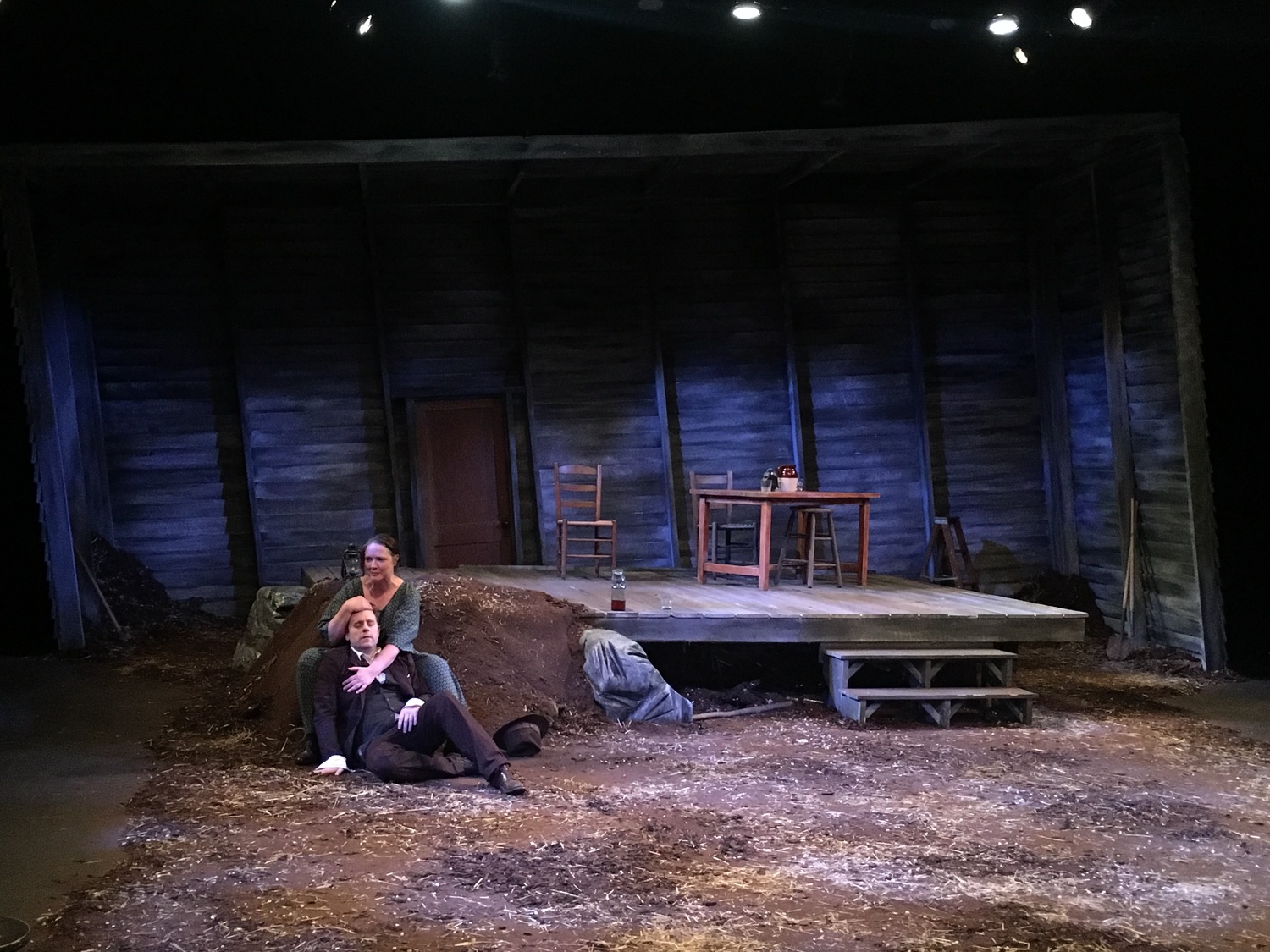 Review: A MOON FOR THE MISBEGOTTEN Illuminates Inner Demons at Warehouse Theatre 