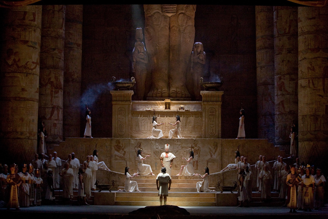 Review: AIDA at Metropolitan Opera Image