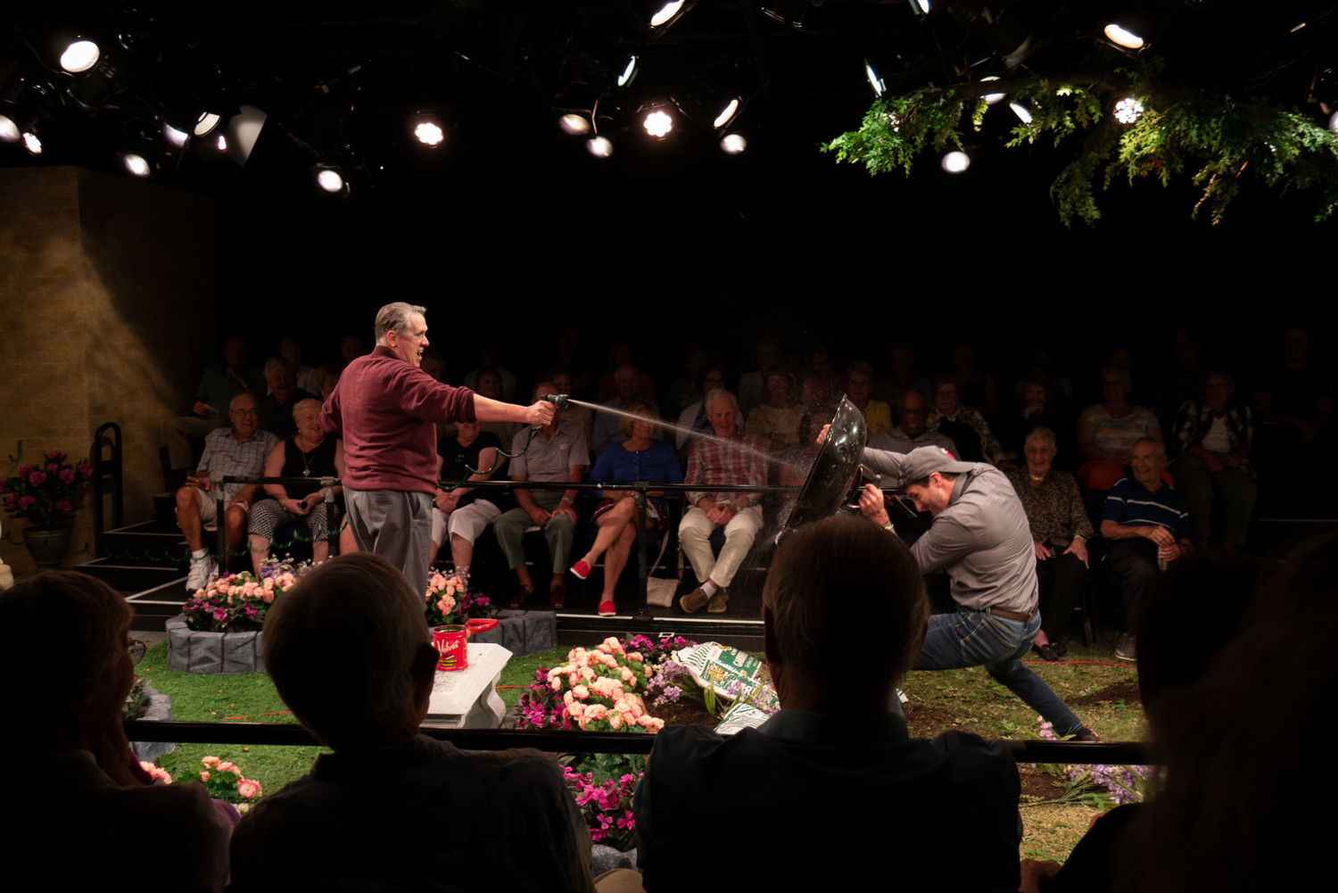 Review: NATIVE GARDENS at Florida Rep is Hilarious and Heartfelt! 