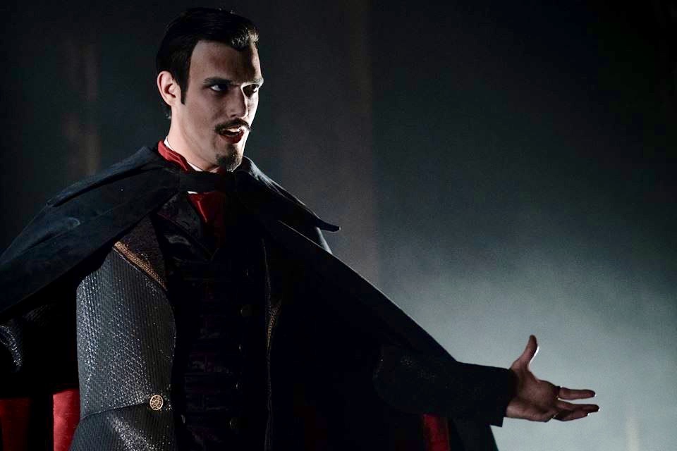 Review: DRACULA: A SONG OF LOVE AND DEATH at Spencer Theatre At UMKC (with KCAT) 