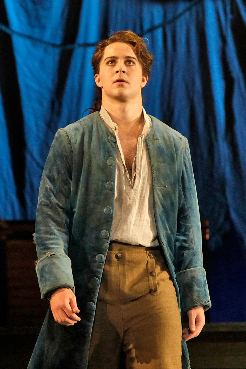 Review: CANDIDE at Dorothy Chandler Pavilion Image