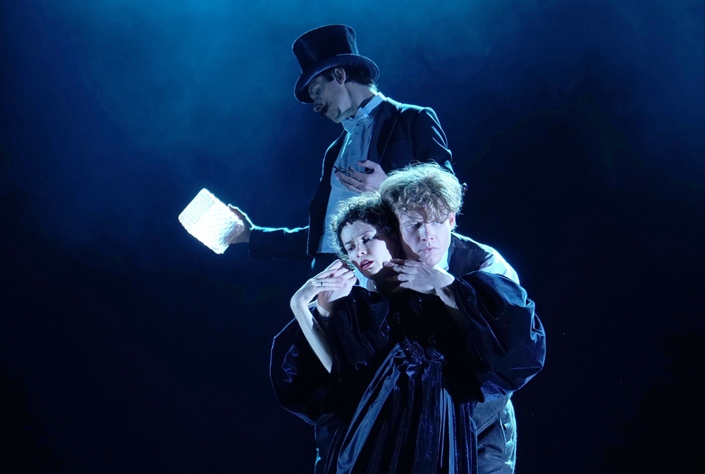 Review: SERYOZHA at Moscow Art Theatre - Everything Was In Astonishment Image
