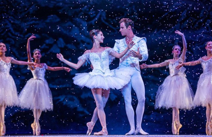 Review: THE NUTCRACKER at Ballet Hawaii Image