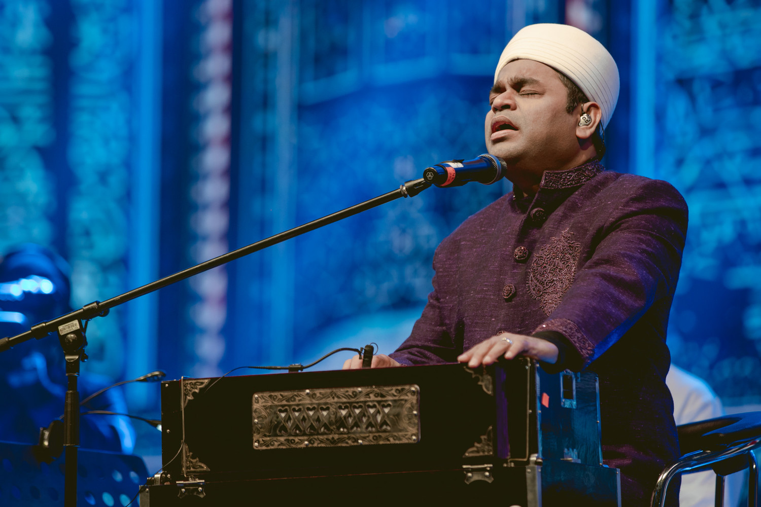 Review:  A. R. RAHMAN AND NOORAN SISTERS, Highlights Of The Global Sufi Festival 
