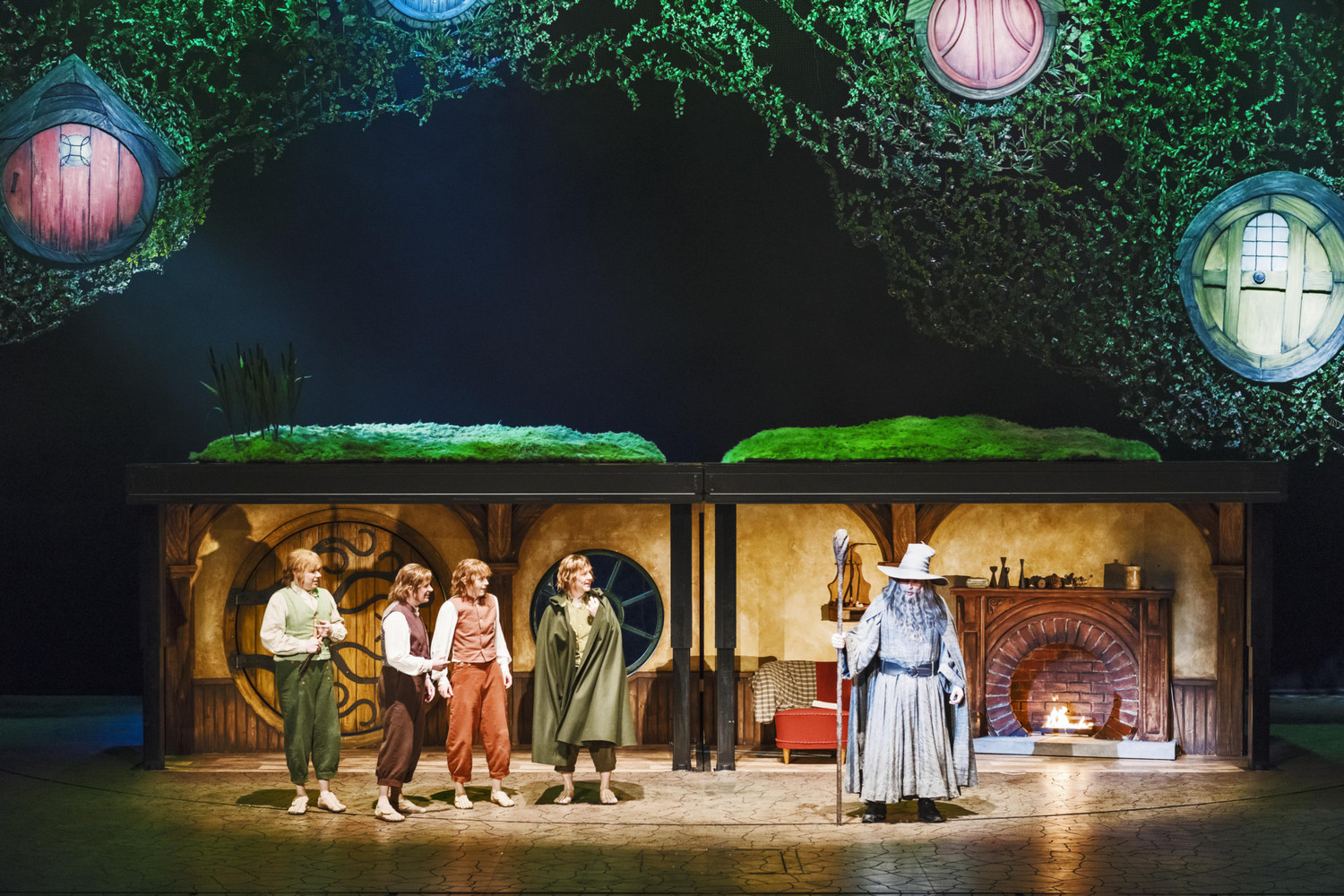 Review and photos: THE LORD OF THE RINGS mesmerizes at the Turku City Theatre Image