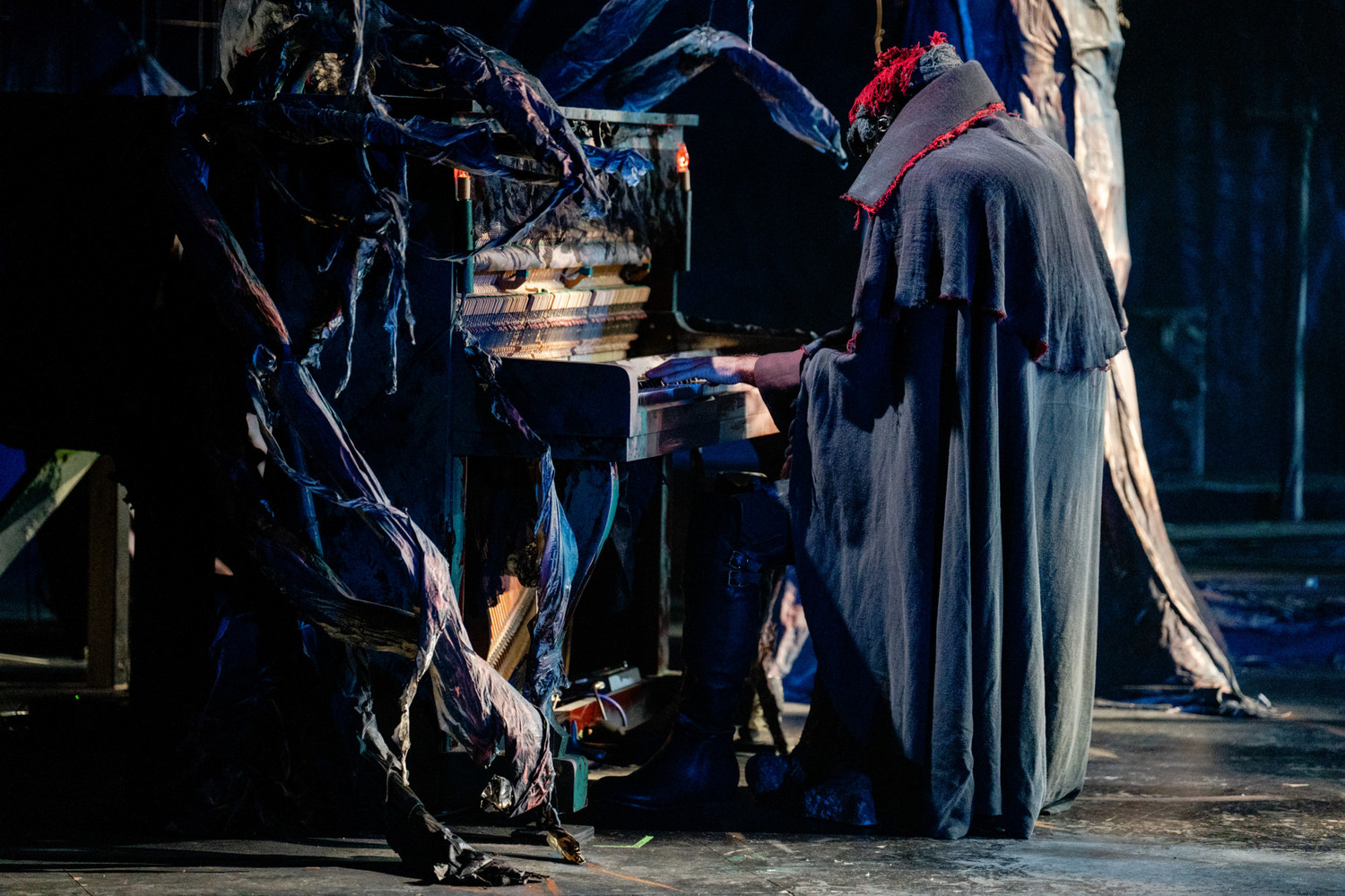 Review: SLEEPY HOLLOW at Synetic Theater Image