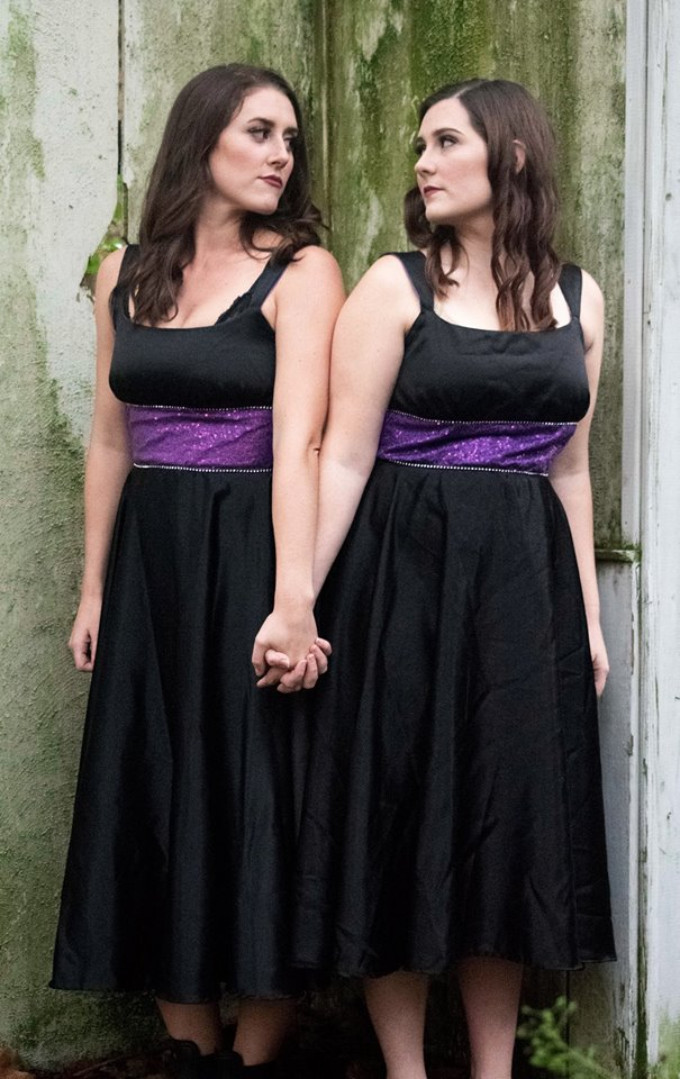 Review: SIDE SHOW at Dare 2 Defy Productions Image